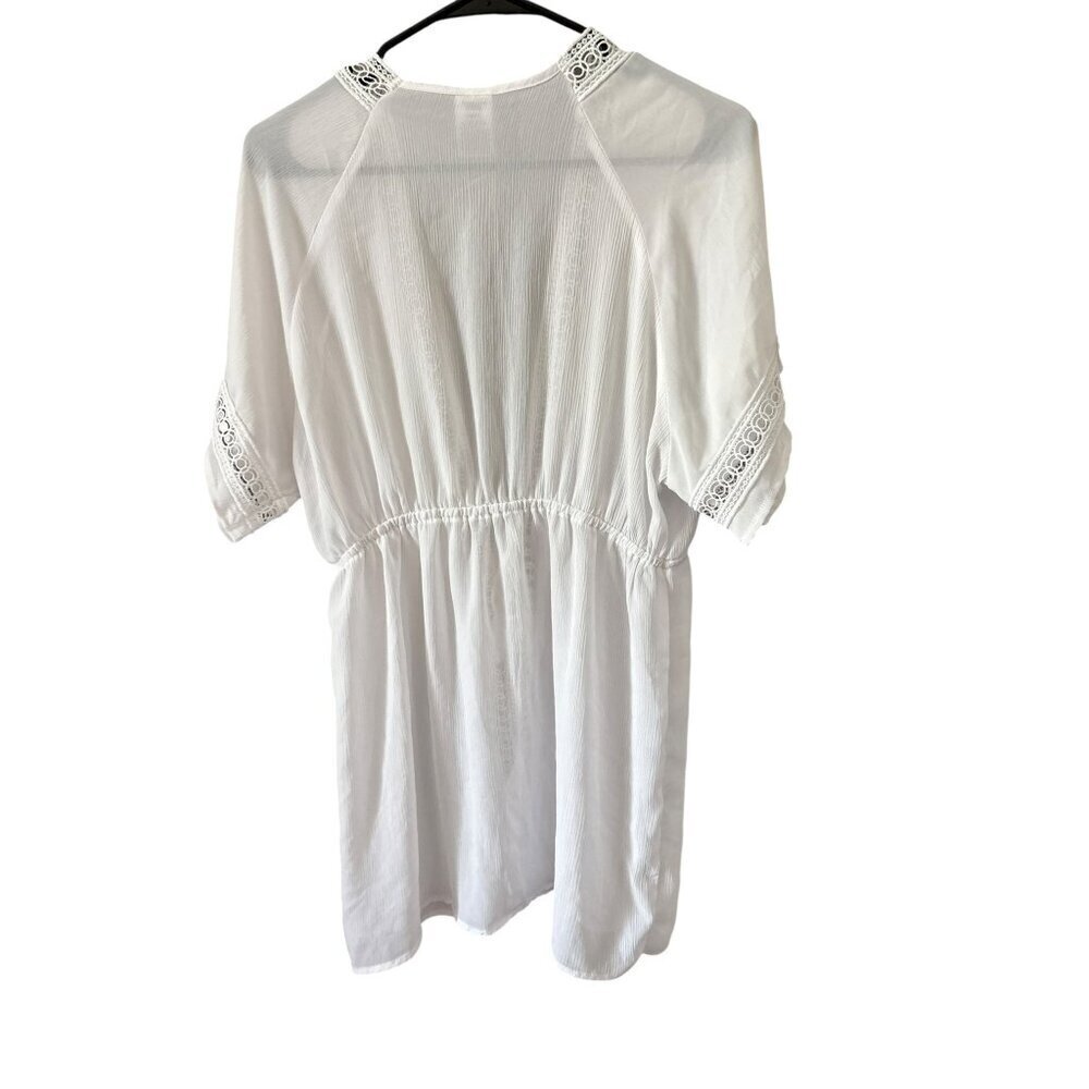 No Boundaries Women's White Lightweight Cover-Up - Picture 3 of 5